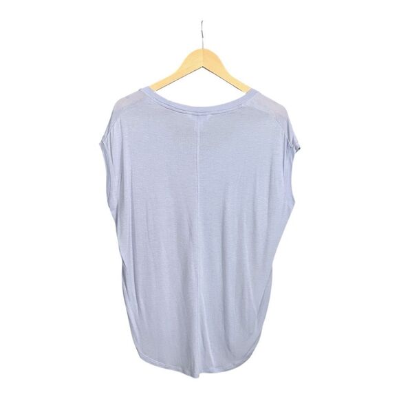 Athleta Cloudlight Stratus Tee NWT Medium - Picture 3 of 4